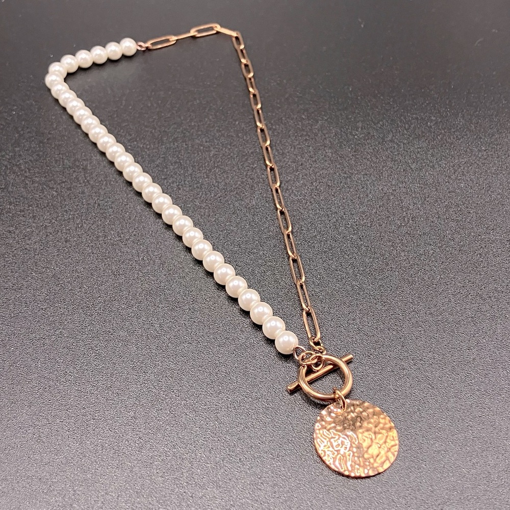 Rose Gold Stainless Steel and Shell Pearl Necklace 4 Piece Set Ever True - Picture 5 of 14